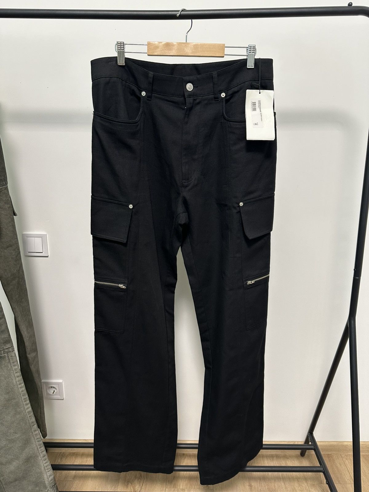 1017 ALYX 9SM 1017 ALYX 9SM Skater Pants — Black — Size 48 Size US 32 / EU 48 - 1 Thumbnail