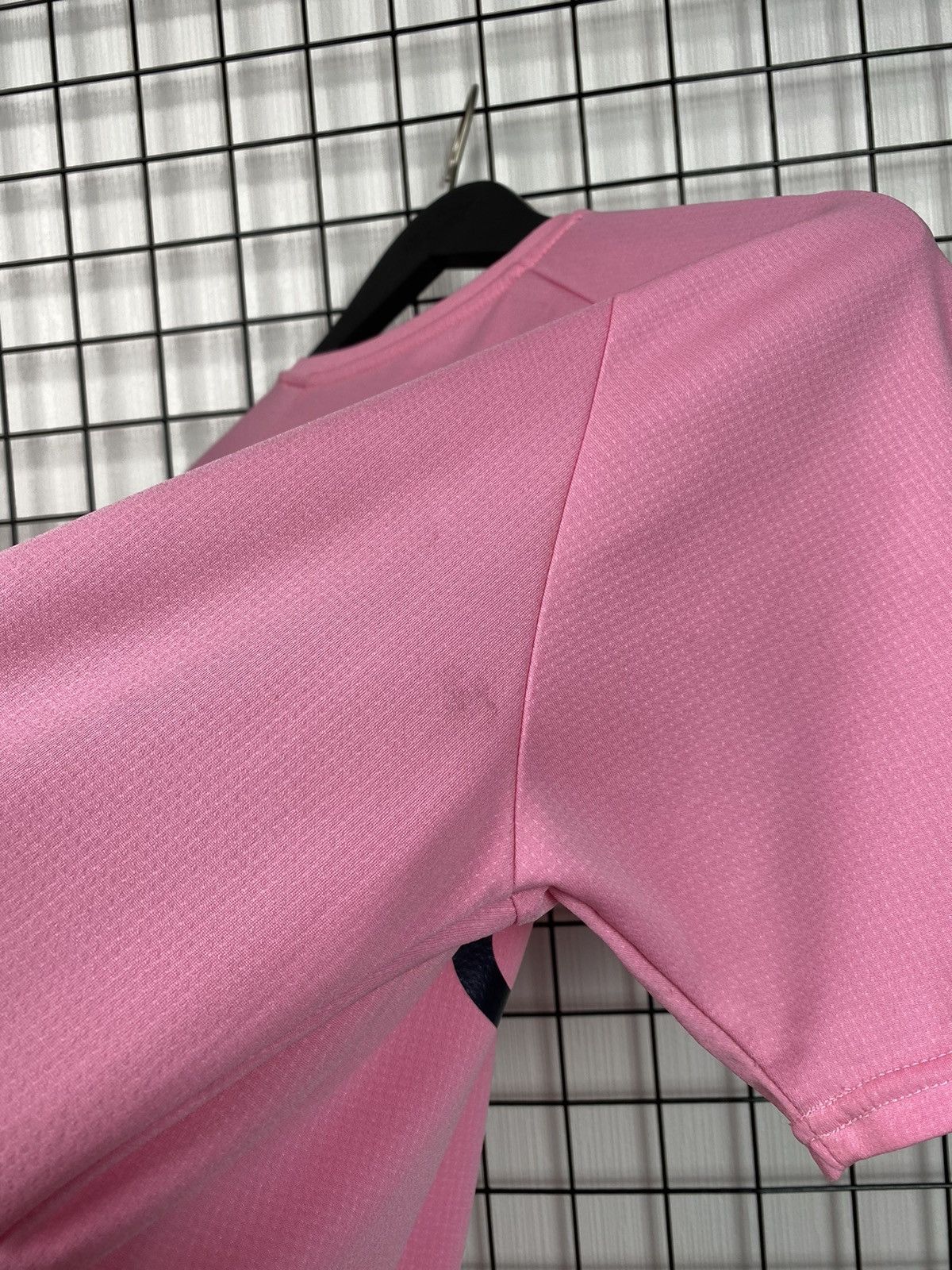 Other Everton soccer jersey 2020 2021 M pink Blokecore football Size US M / EU 48-50 / 2 - 24 Thumbnail