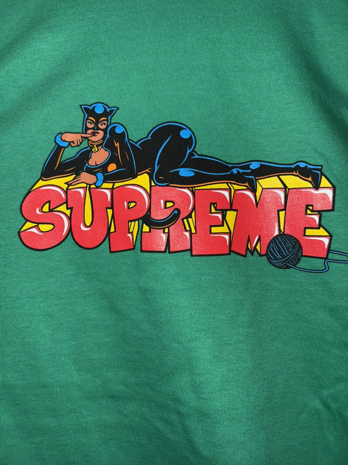 Supreme NEW SUPREME CATWOMEN TEE Size US XL / EU 56 / 4 - 3 Thumbnail