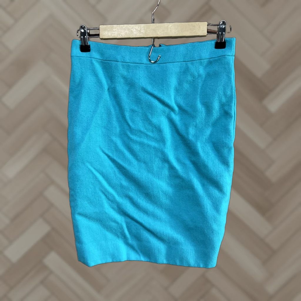 J.Crew J. Crew Skirt No. 2 Pencil Size 2 Green Wool Lined Knee Length Back Slit Women Career Office Formal Size 26" / US 2 / IT 38 - 1 Thumbnail