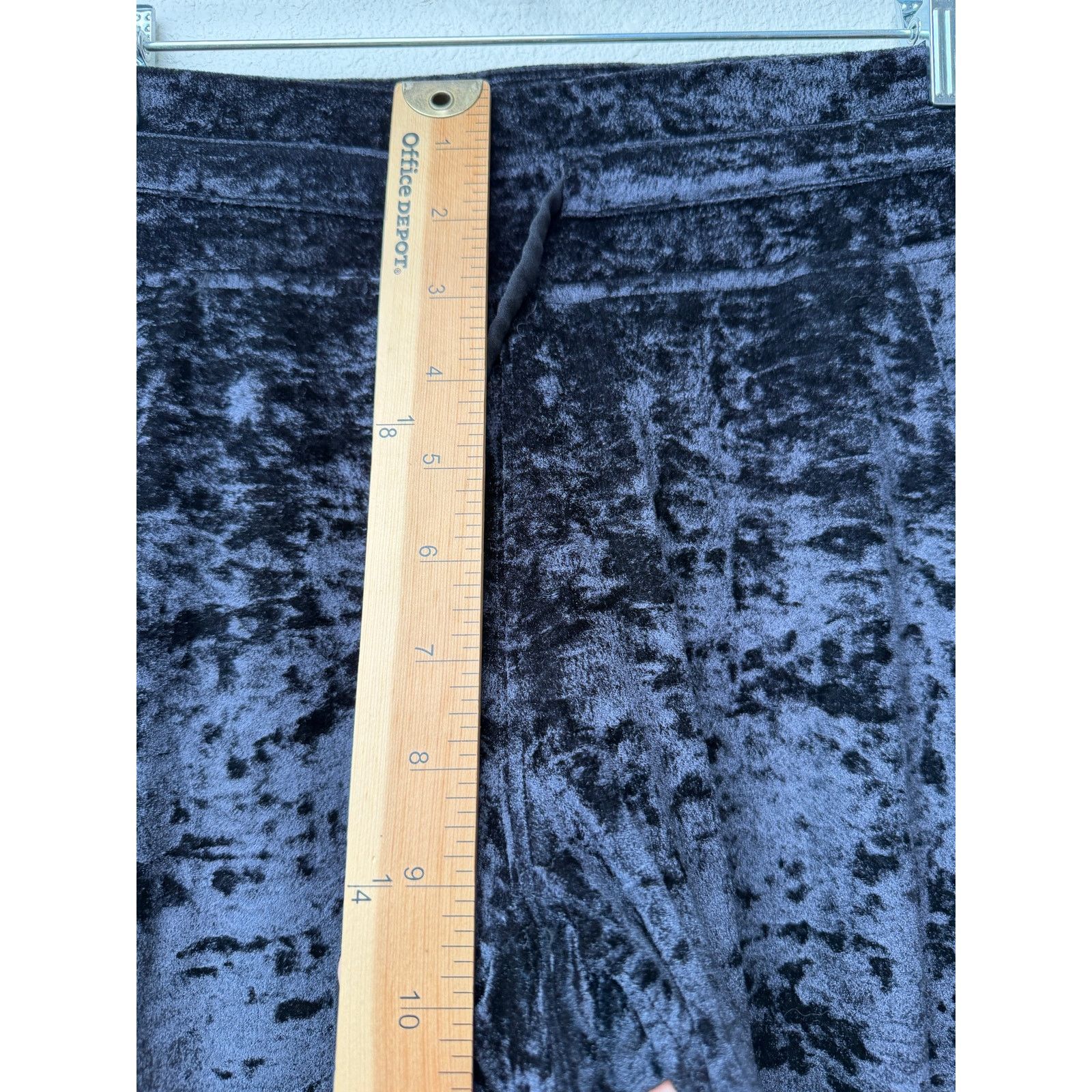 Lululemon Lululemon Ready to Crush Velvet Jogger Pants Black Women's 4 Size 27" / US 4 / IT 40 - 9 Thumbnail