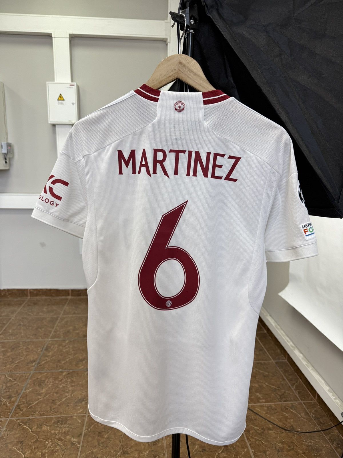 Adidas Y2K Adidas Lisandro Martinez Manchester United Soccer Jersey Size US S / EU 44-46 / 1 - 1 Thumbnail
