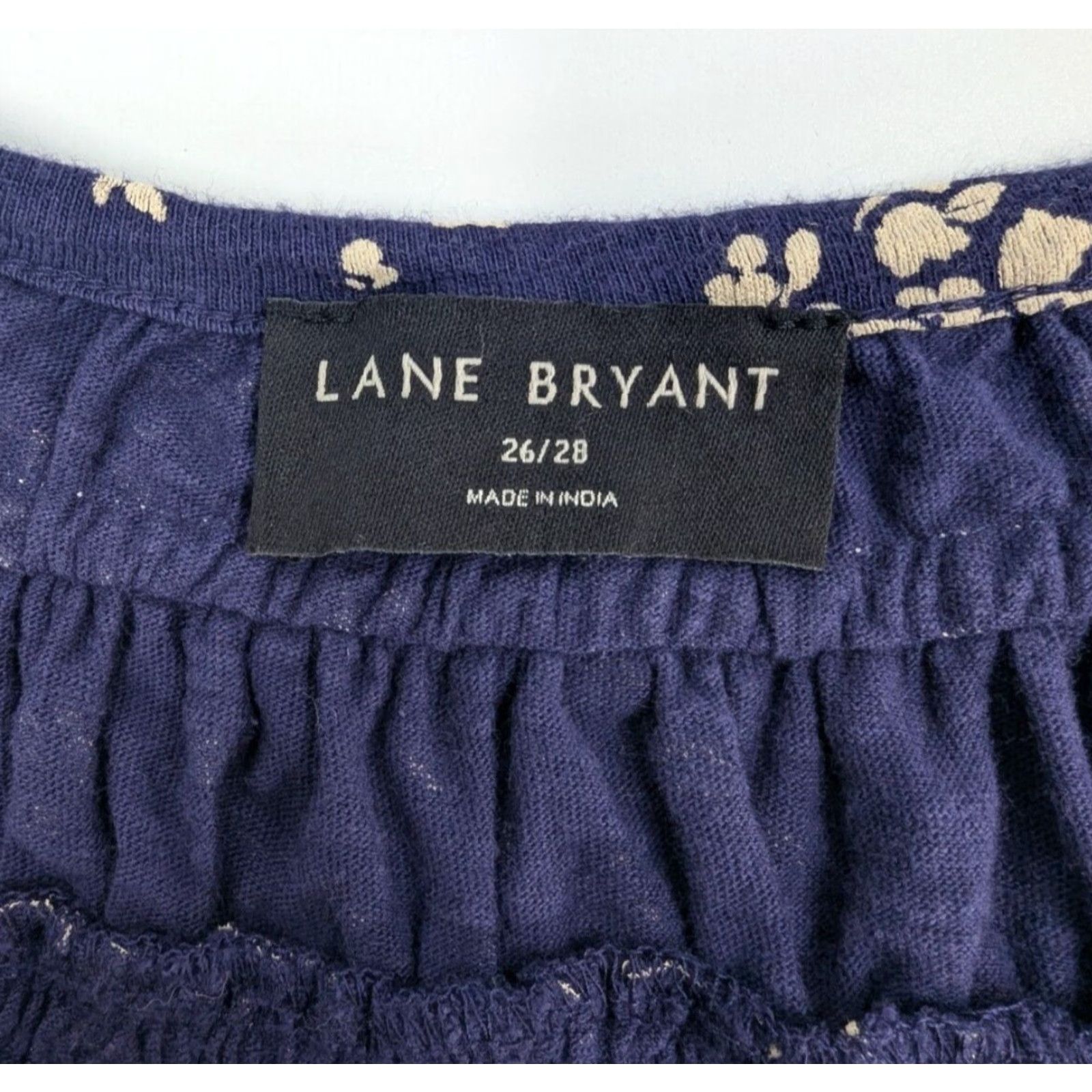 Vintage Lane Bryant Blouse 26/28 Notch-Neck Shirred-Yoke Floral Navy V-Neck Henley Blue Cotton Women Plus Shirt Size 4XL / US 24-26 - 7 Thumbnail