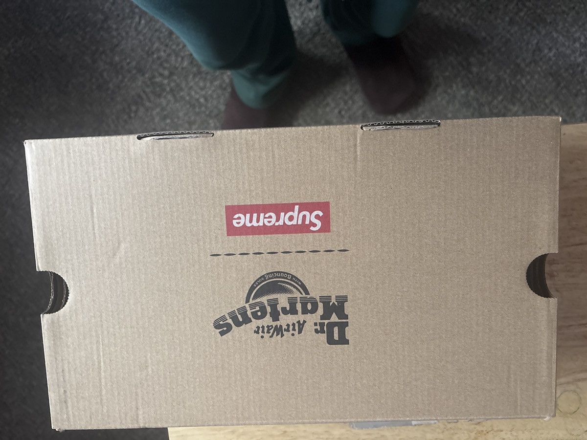 Dr. Martens × Supreme Studden Penton loafers x Supreme Size US 9 / EU 42 - 2 Thumbnail