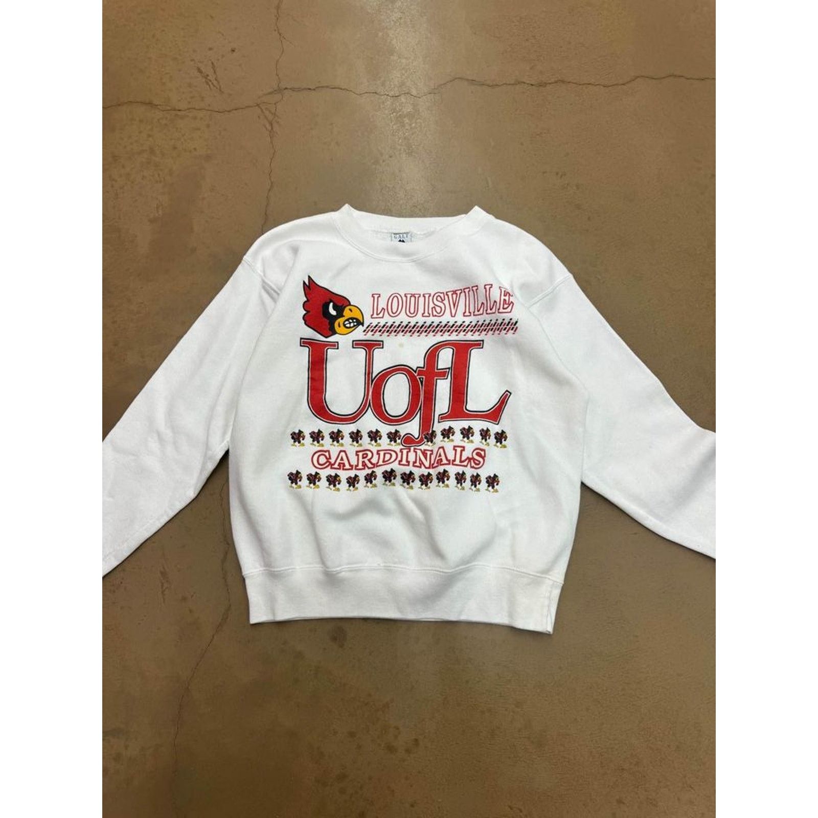 Vintage 90s University of Louisville Size US M / EU 48-50 / 2 - 1 Preview