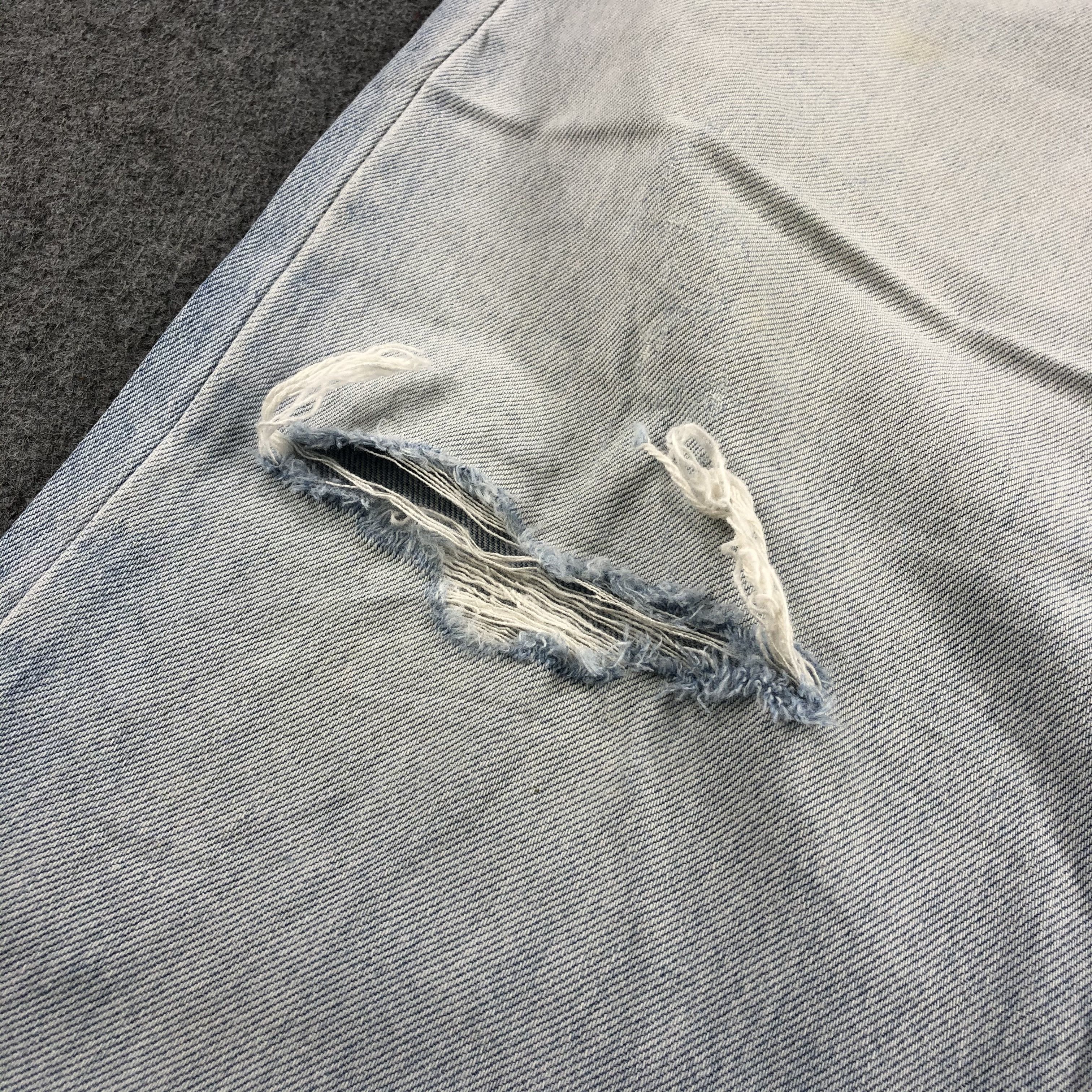 Levi's Vintage 90s Light Wash Levis 515 Jeans-J1877 Size US 35 - 9 Thumbnail