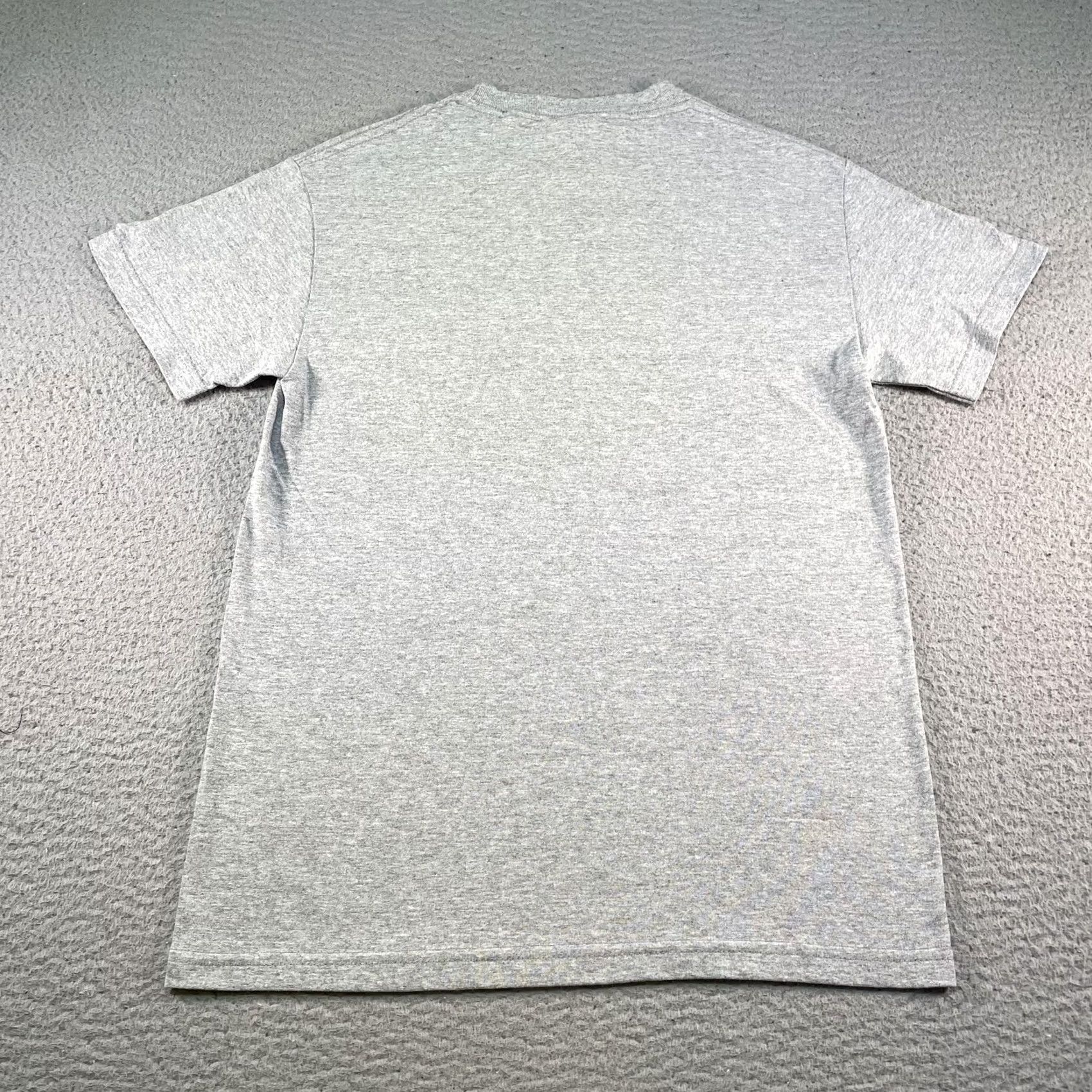 Vintage VINTAGE Jesus Shirt Mens S Gray T-Shirt Short Sleeve Kerusso Bottle Cap Never Thirst Again Christian Mens Small Gray Shirt Size US S / EU 44-46 / 1 - 7 Thumbnail