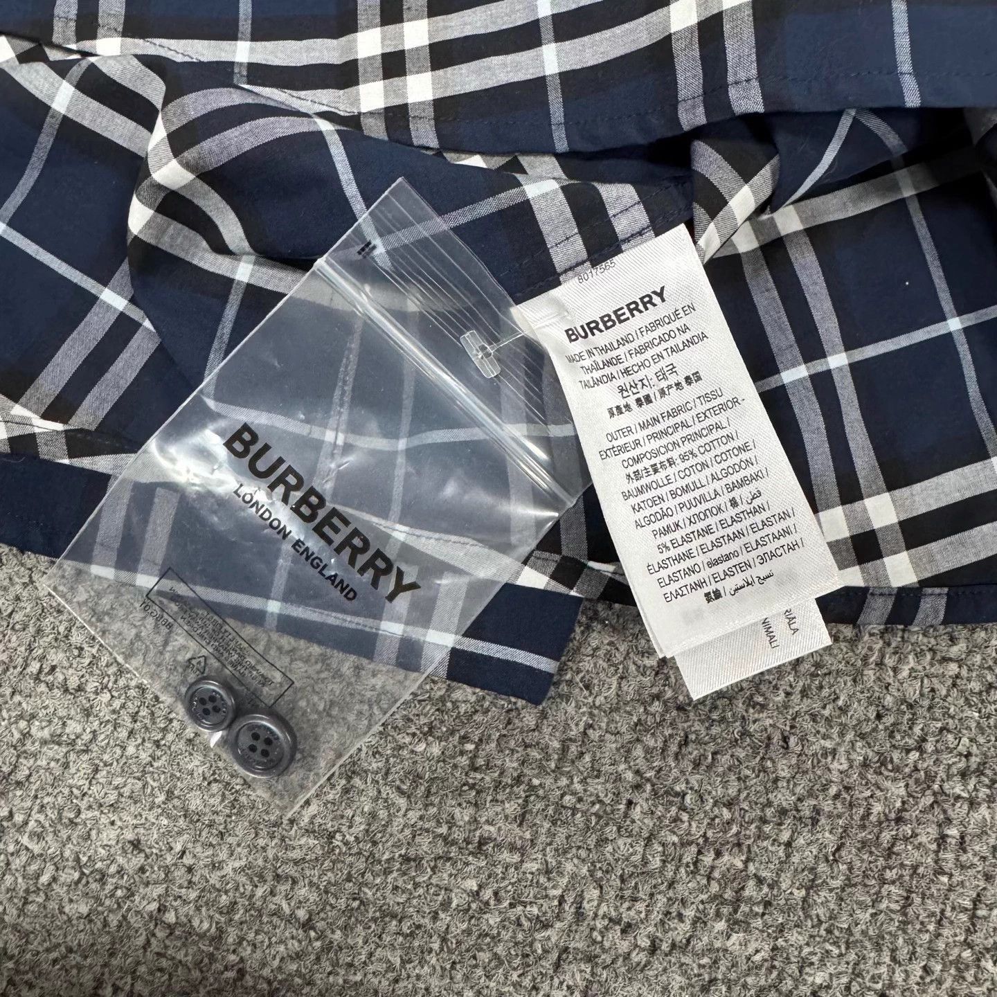 Burberry Burberry check LS shirt XL 99 new Size US XL / EU 56 / 4 - 6 Thumbnail