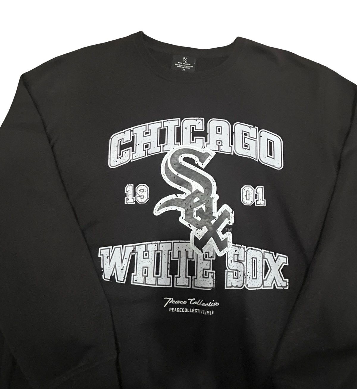 Other Peace Collective Chicago White Sox Vintage Graphic Crewneck Size US L / EU 52-54 / 3 - 3 Thumbnail
