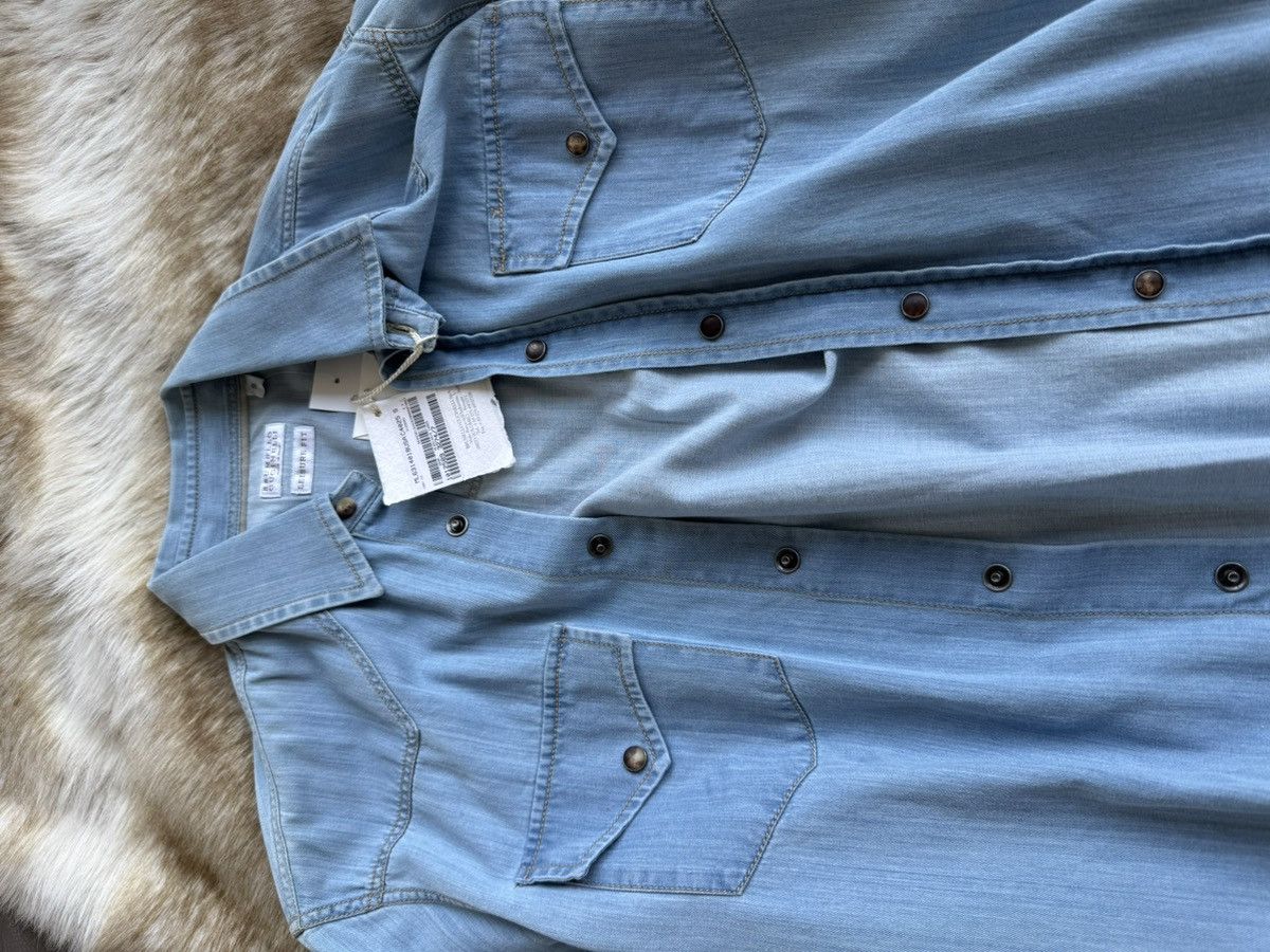 Brunello Cucinelli Leisure fit Denim shirt Size US S / EU 44-46 / 1 - 3 Thumbnail