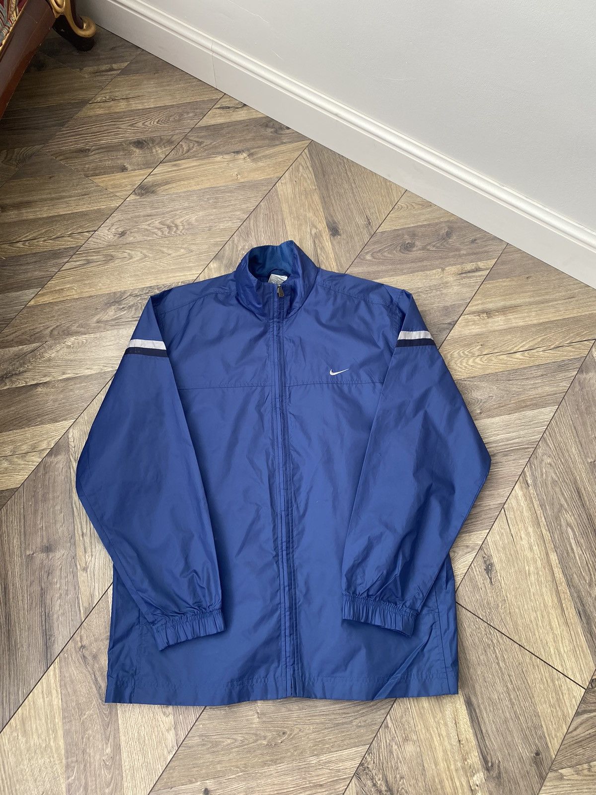 Nike × Vintage Vintage Nike Windbreaker Jacket Size US L / EU 52-54 / 3 - 1 Thumbnail