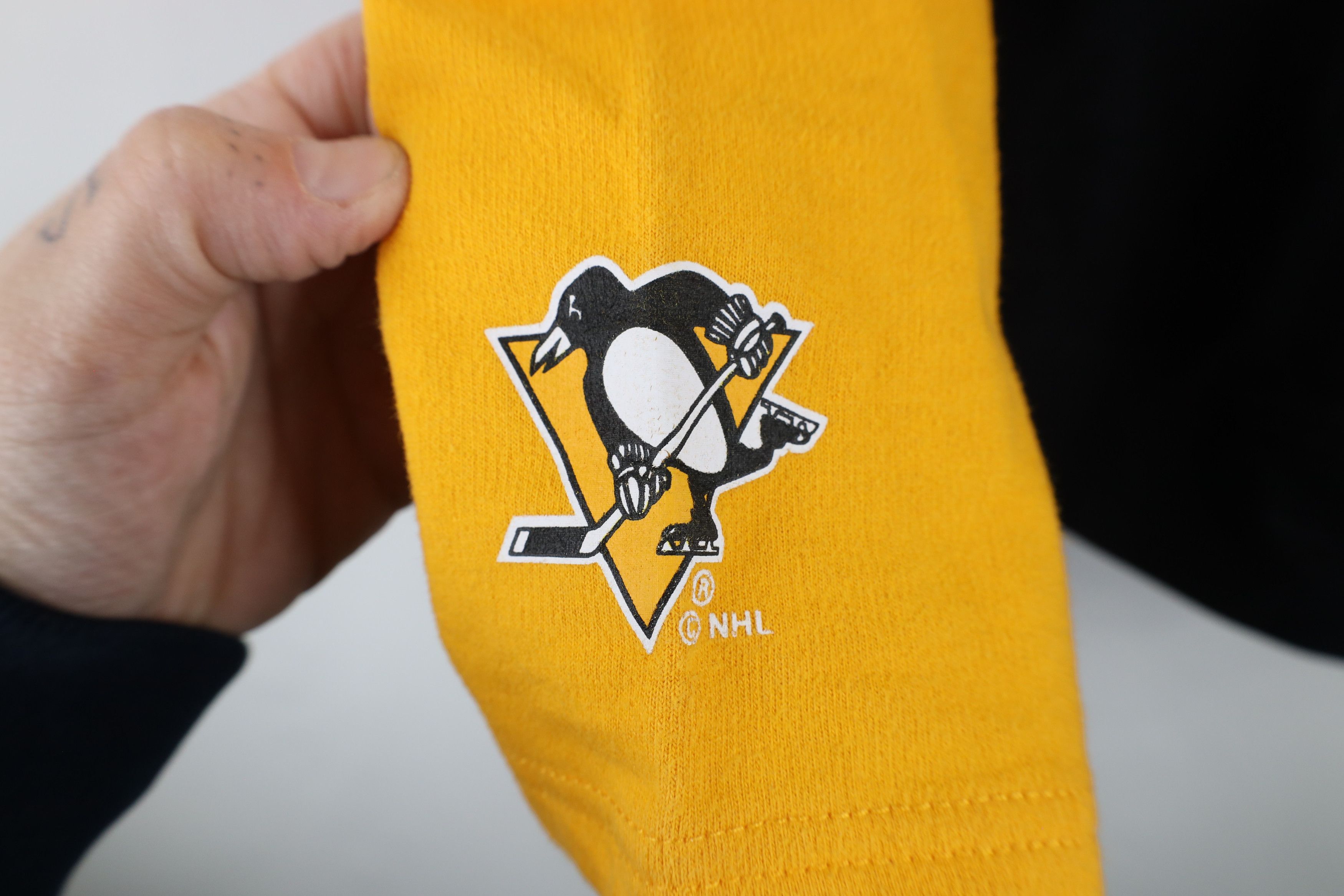 Vintage Vintage NHL Spell Pittsburgh Penguins Hockey Jersey Hoodie Size M / US 6-8 / IT 42-44 - 5 Thumbnail