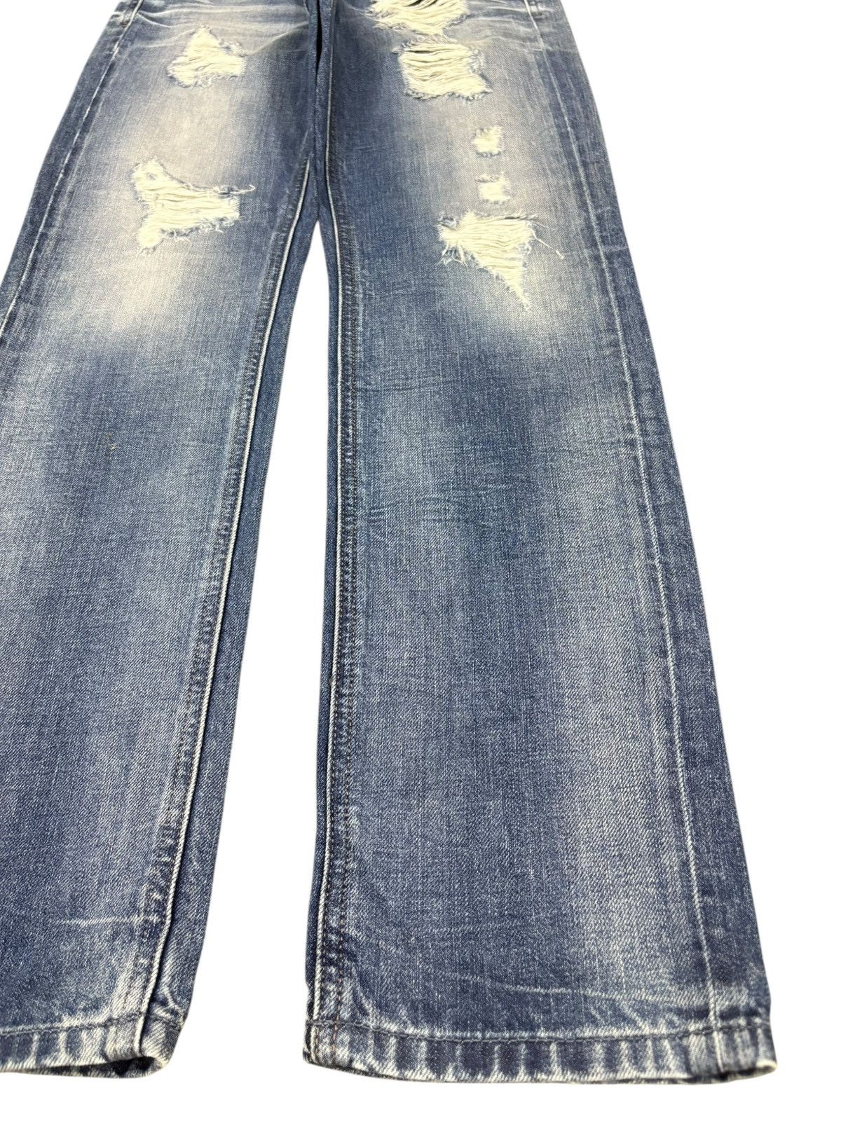 Diesel Vintage Diesel Kameron Blue Wash Distressed Jeans Size 26" / US 2 / IT 38 - 7 Thumbnail