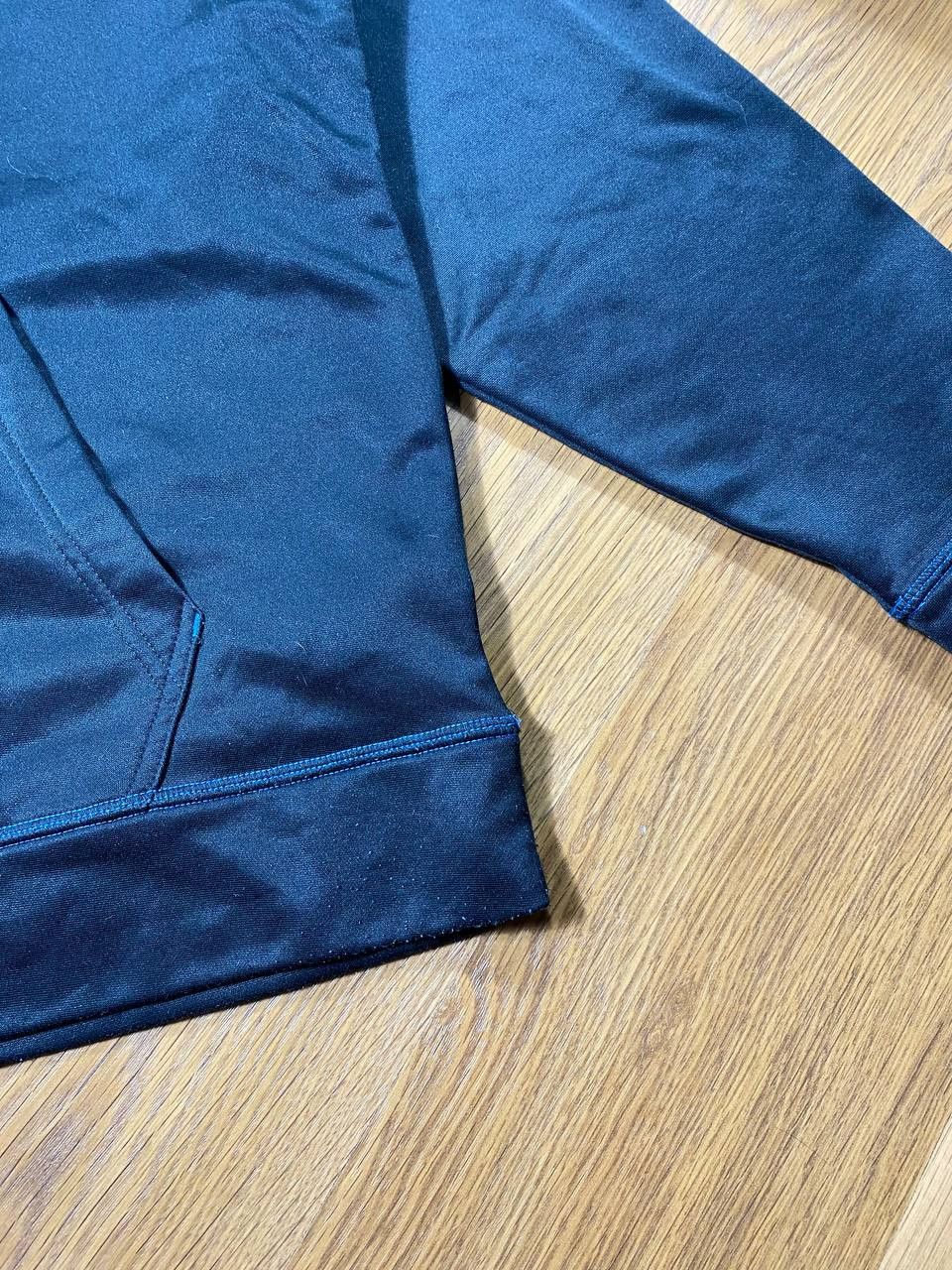 Oakley × Vintage Vintage Oakley Sunglasses Sportswear Hoodie Pullover Size US L / EU 52-54 / 3 - 10 Thumbnail