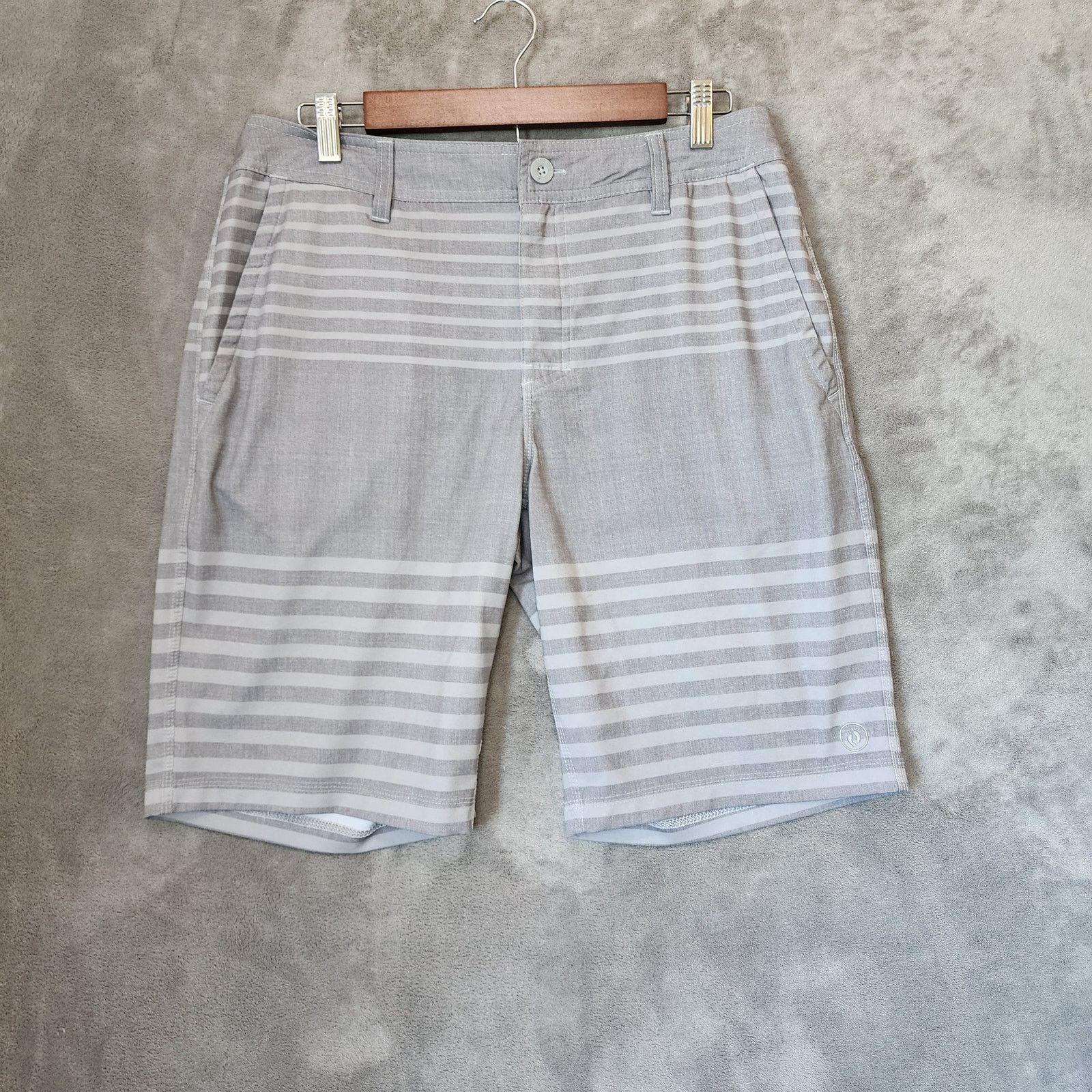 Hang Ten Hang Ten Men's Gray Striped Board Shorts 32 Size US 32 / EU 48 - 1 Thumbnail