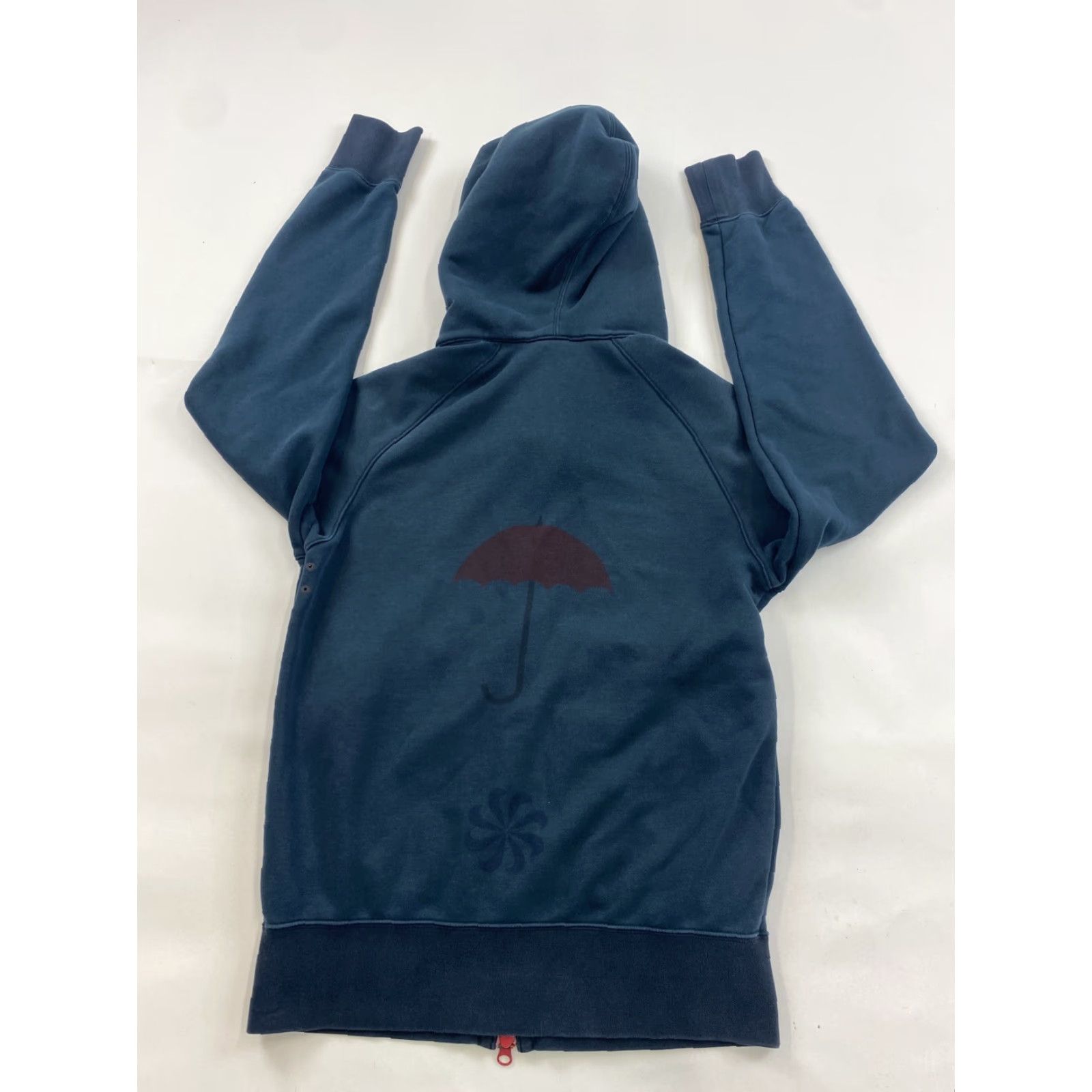 Nike Nike Hoodie Sweatshirt Mens Small Blue Umbrella Pinwheel Rare Size US S / EU 44-46 / 1 - 5 Thumbnail