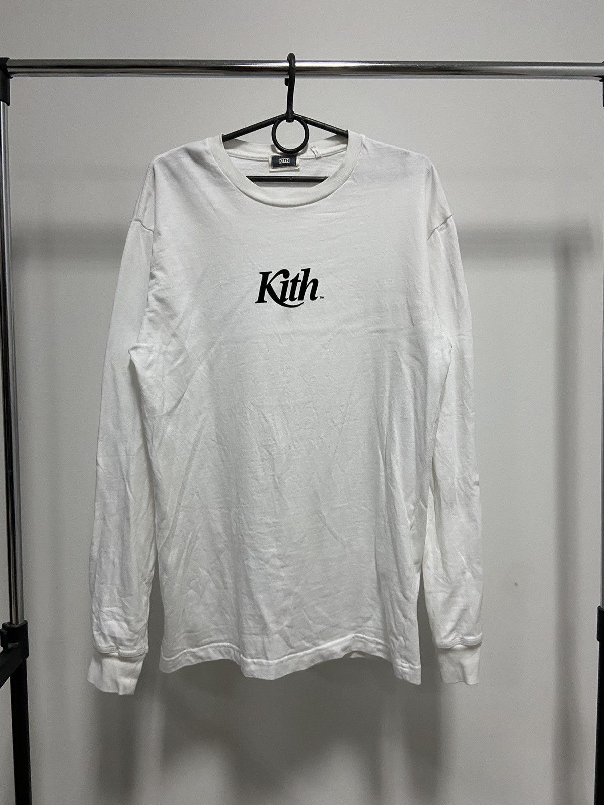 Kith Kith Longsleeve Vintage center big Logo Size US S / EU 44-46 / 1 - 1 Thumbnail