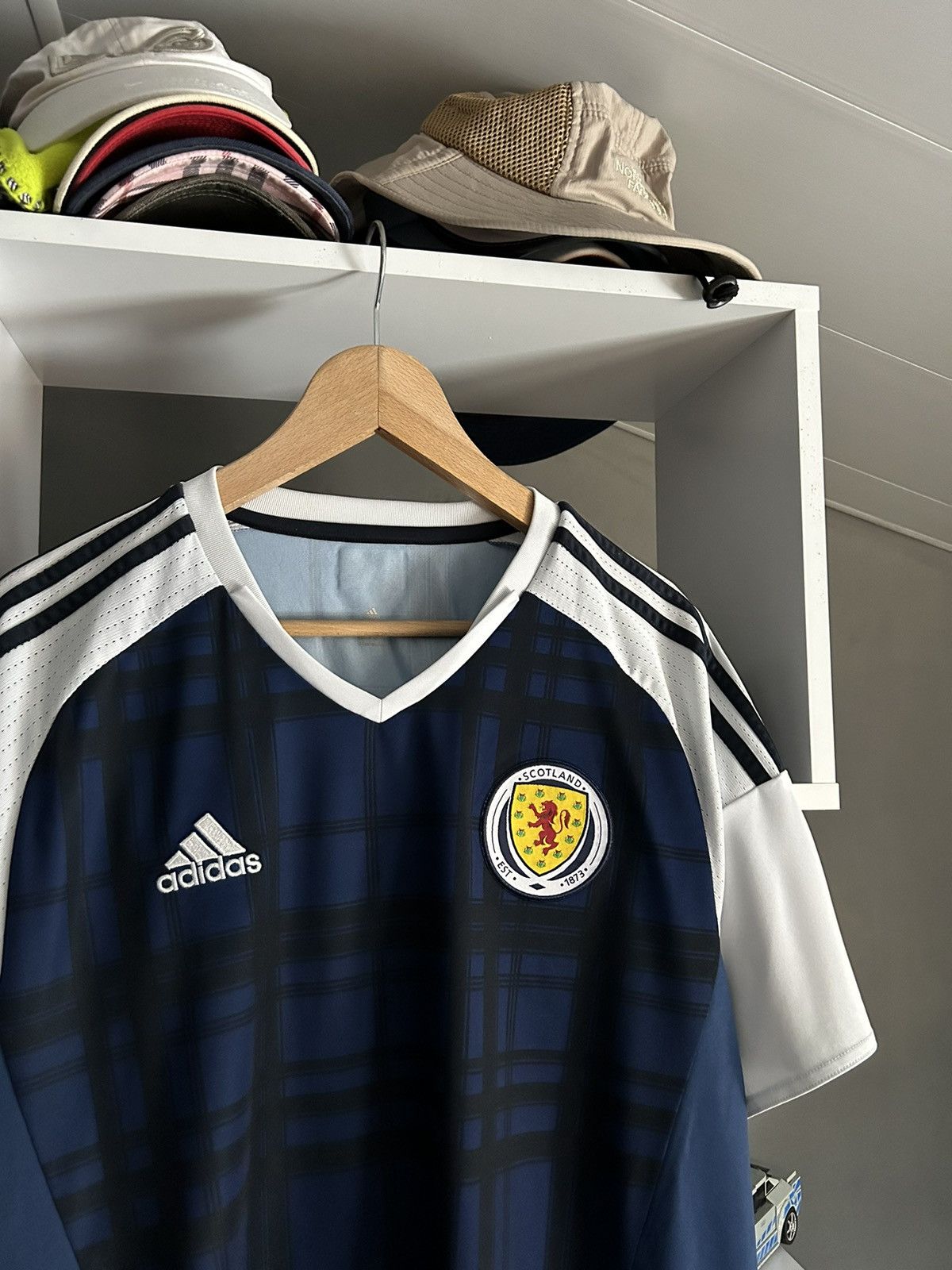 Adidas Adidas SCOTLAND 2016/17 HOME Jersey Size US XL / EU 56 / 4 - 2 Thumbnail
