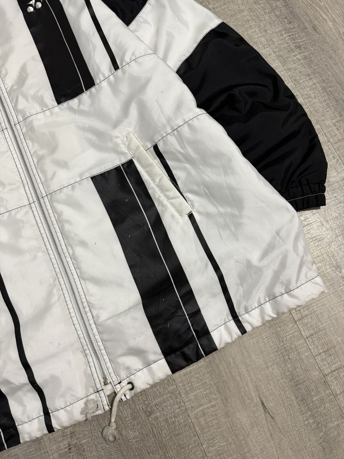 Vintage Vintage yonex spell out jacket Size US XL / EU 56 / 4 - 5 Thumbnail