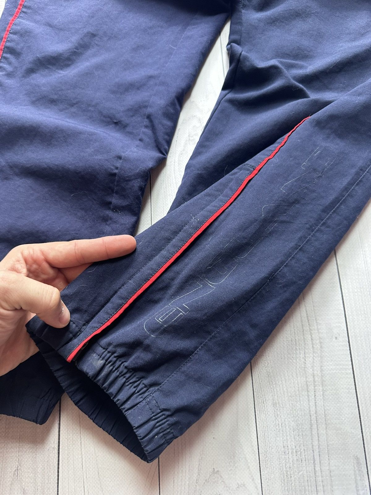 Umbro Vintage England Umbro soccer pants size S logo Size US 30 / EU 46 - 4 Thumbnail