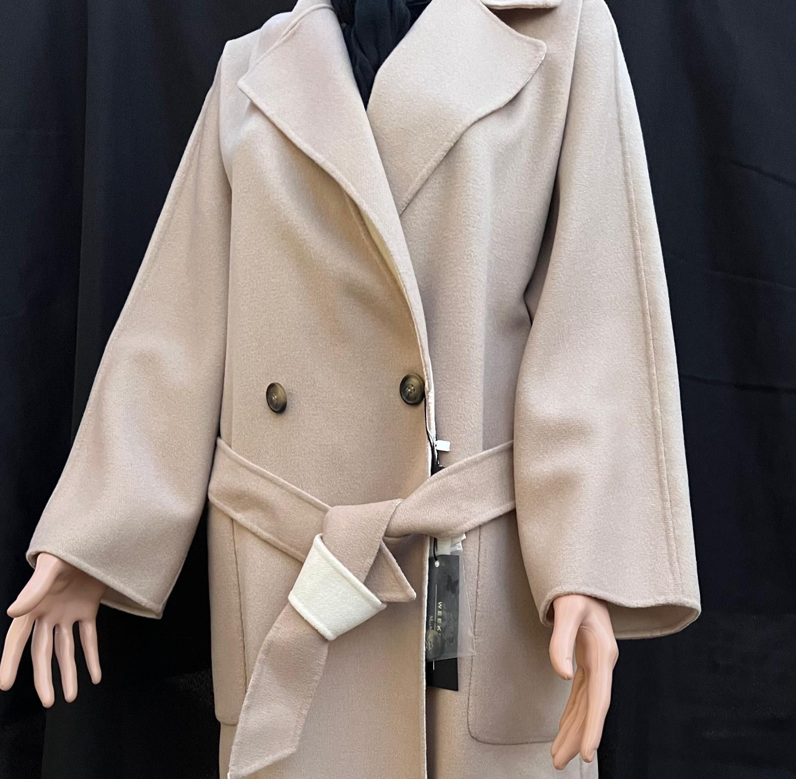 Weekend Max Mara Wool Coat Weekend Max Mara reversible coat Size M / US 6-8 / IT 42-44 - 1 Thumbnail