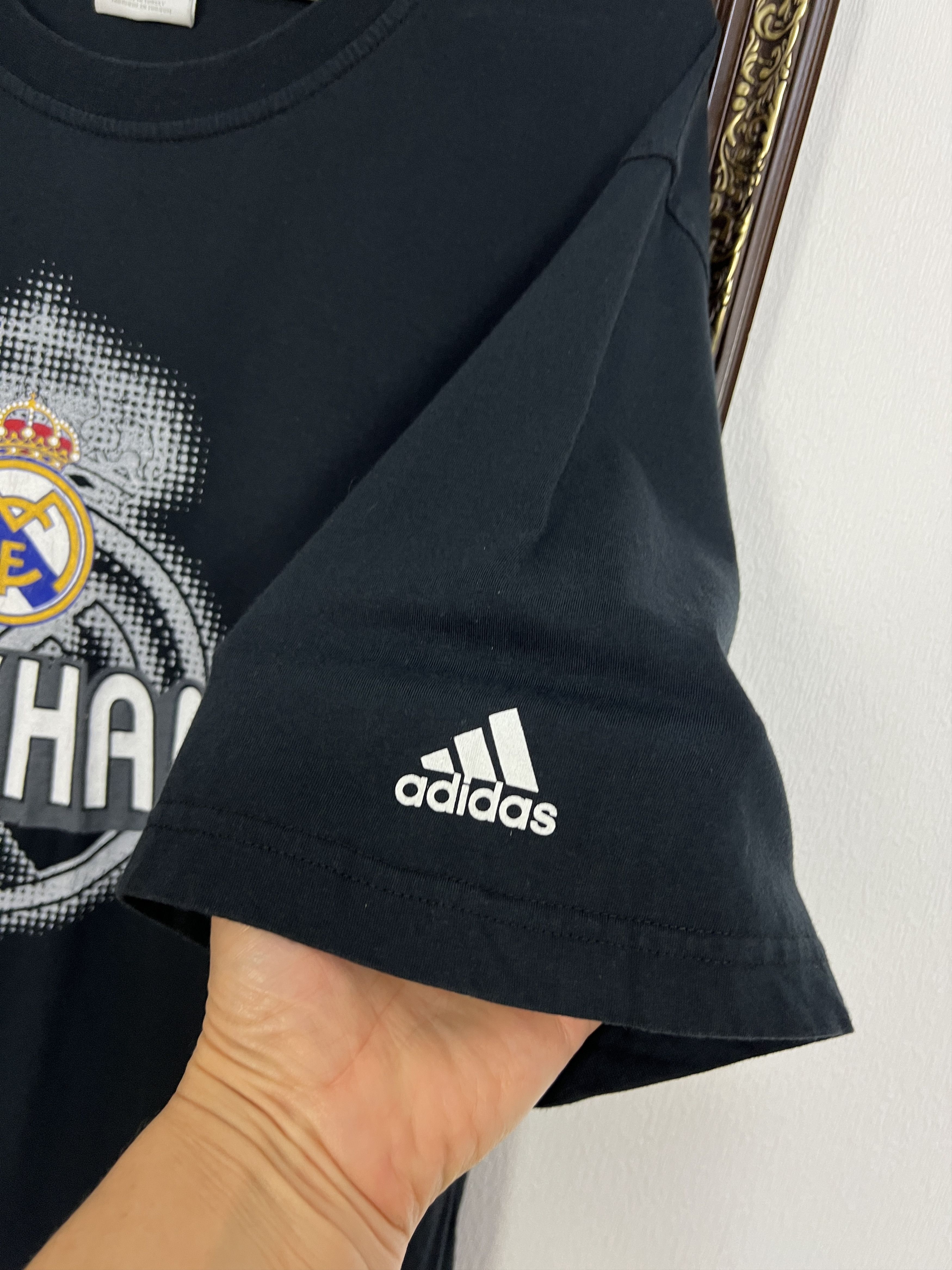 Adidas Real Madrid Beckham Football Train Shirt Soccer Jersey Size US XL / EU 56 / 4 - 4 Thumbnail