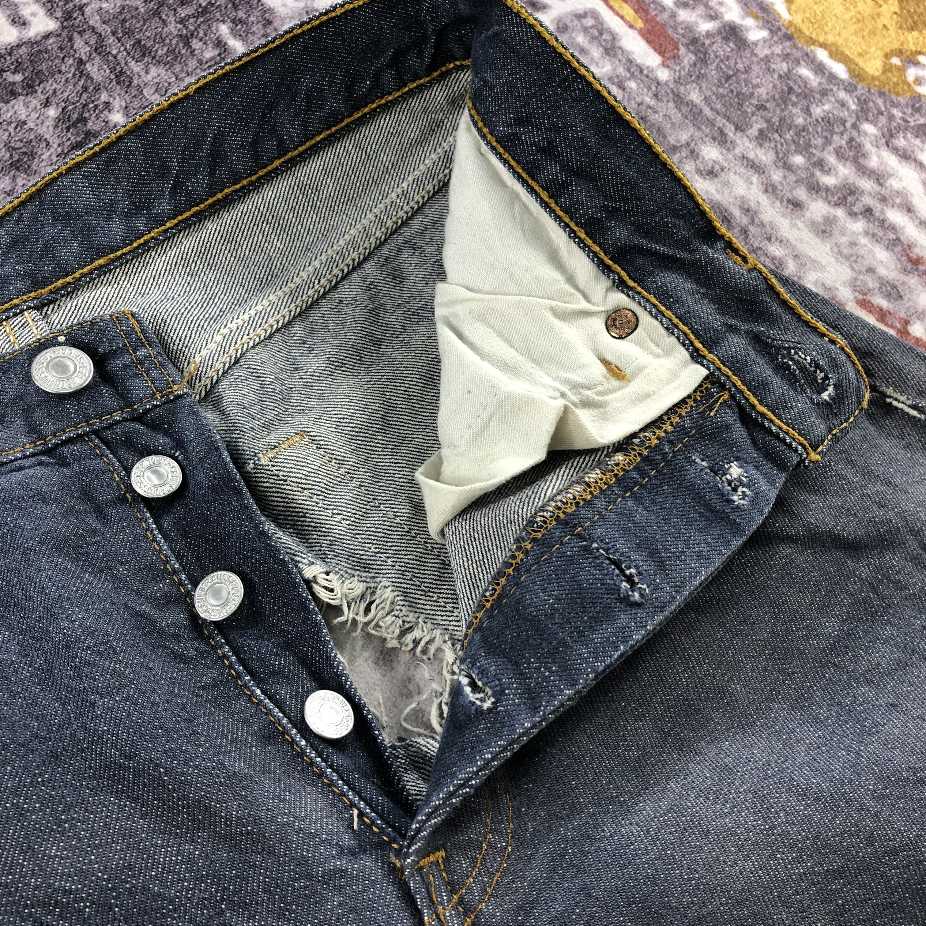Levi's 90s Vintage Ripped Levis 501 Jeans-JM2674 Size US 28 / EU 44 - 14 Thumbnail