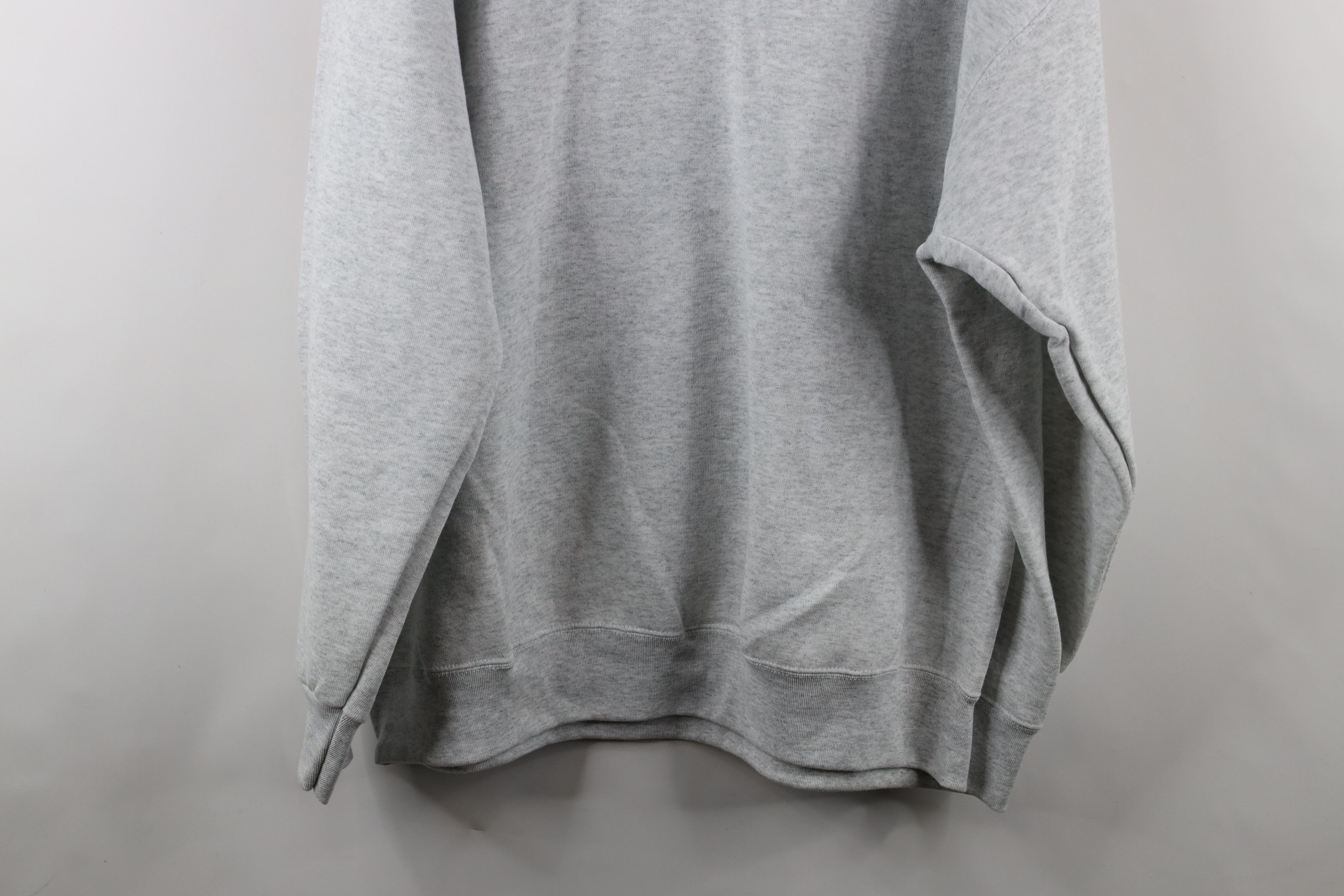 Vintage Vintage 90s Streetwear Crewneck Sweatshirt Heather Gray Size US XXL / EU 58 / 5 - 10 Thumbnail