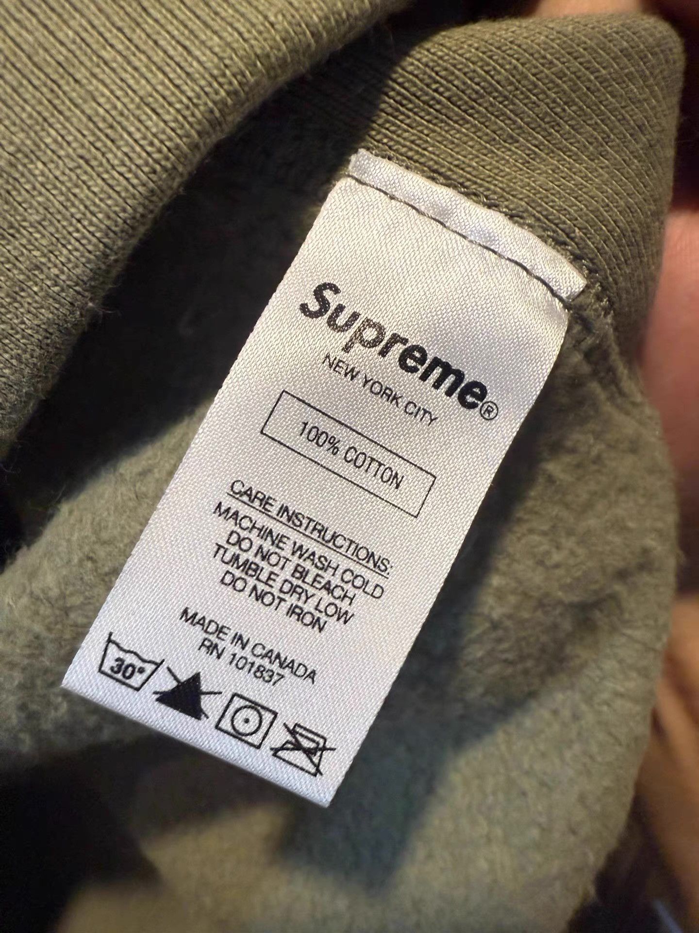 Supreme Supreme Week 15 Cross Hoodie Ｑ20 Size US M / EU 48-50 / 2 - 4 Thumbnail