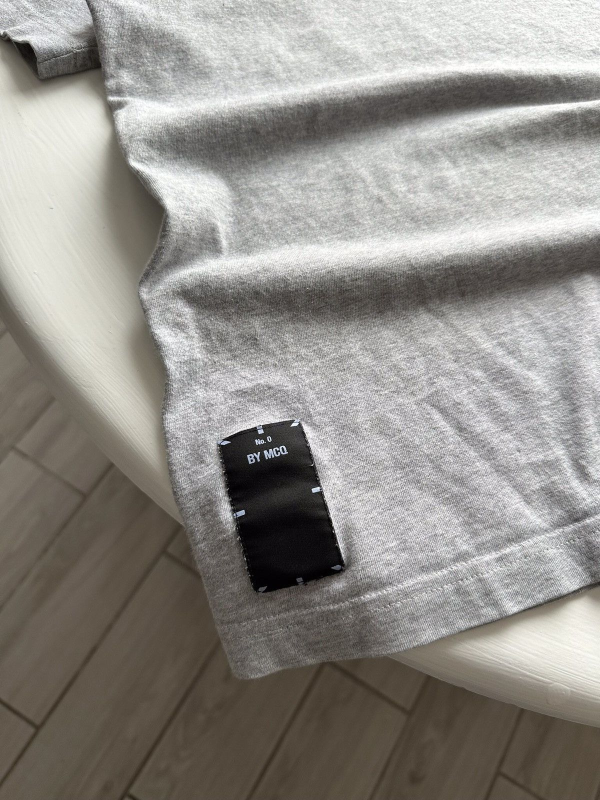 Alexander McQueen × Vintage Alexander McQueen MSQ Grey Size L Tee Size US L / EU 52-54 / 3 - 4 Thumbnail
