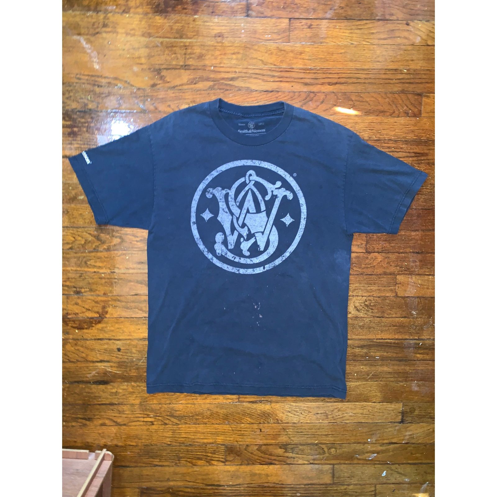 Other Smith & Wesson Iconic Logo T-Shirt Mens Large Navy Blue Size US L / EU 52-54 / 3 - 2 Thumbnail