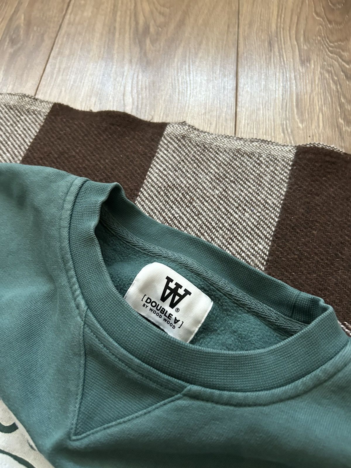 Wood Wood Wood Wood Tye Crest sweatshirt mens rap mens big logo Size US M / EU 48-50 / 2 - 4 Thumbnail