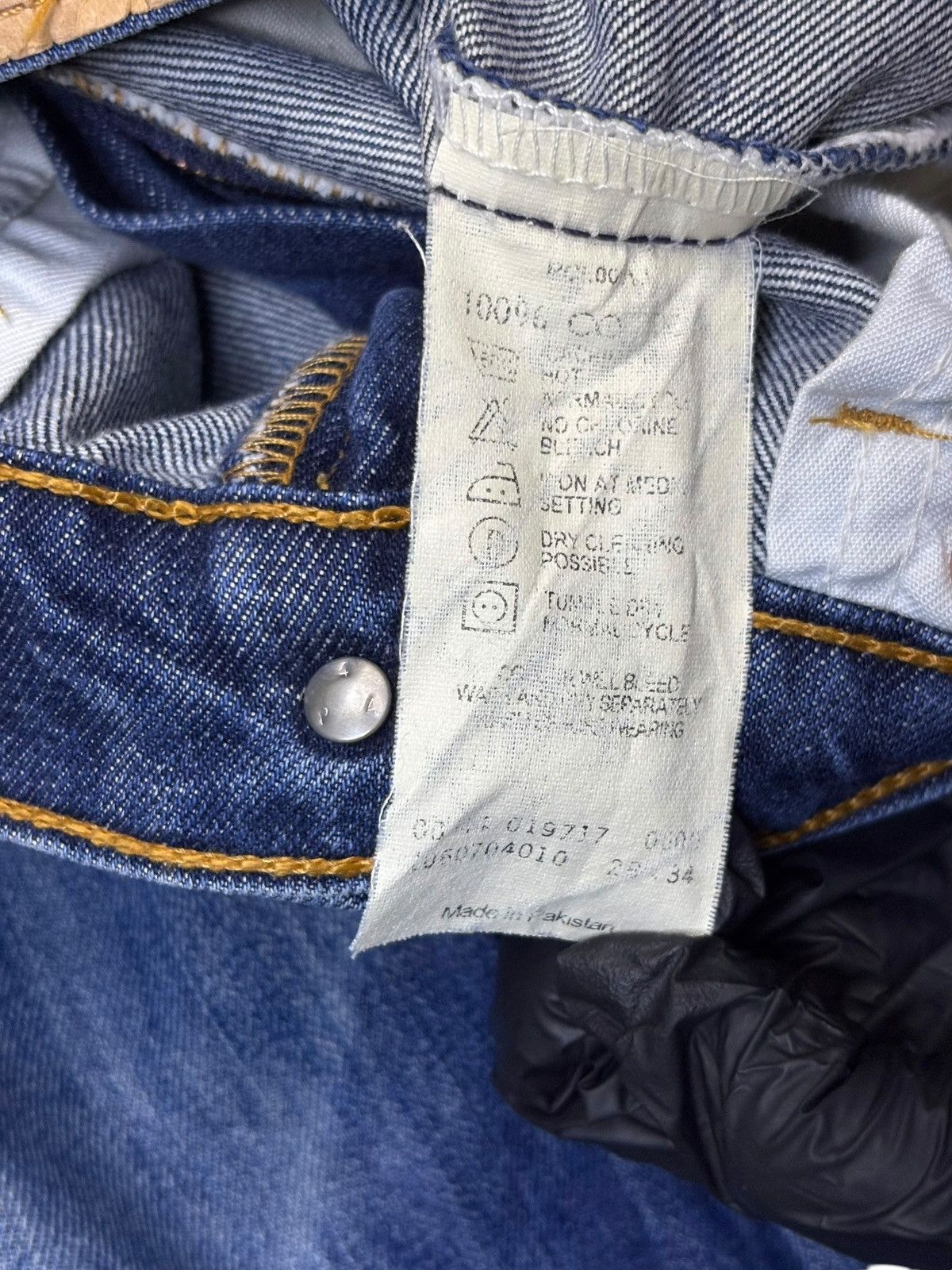Levi's Vintage 90s Levis 607 Orange Tab Blue Wash Distressed Jeans Size US 27 - 10 Thumbnail