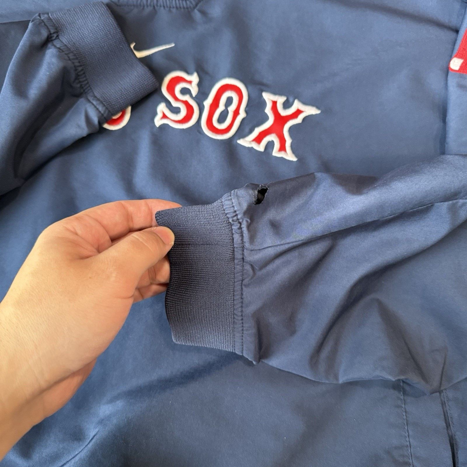 Nike × Vintage Vintage Boston Red Sox Sweatshirt Small Navy Y2K Nike Center Size US S / EU 44-46 / 1 - 5 Thumbnail