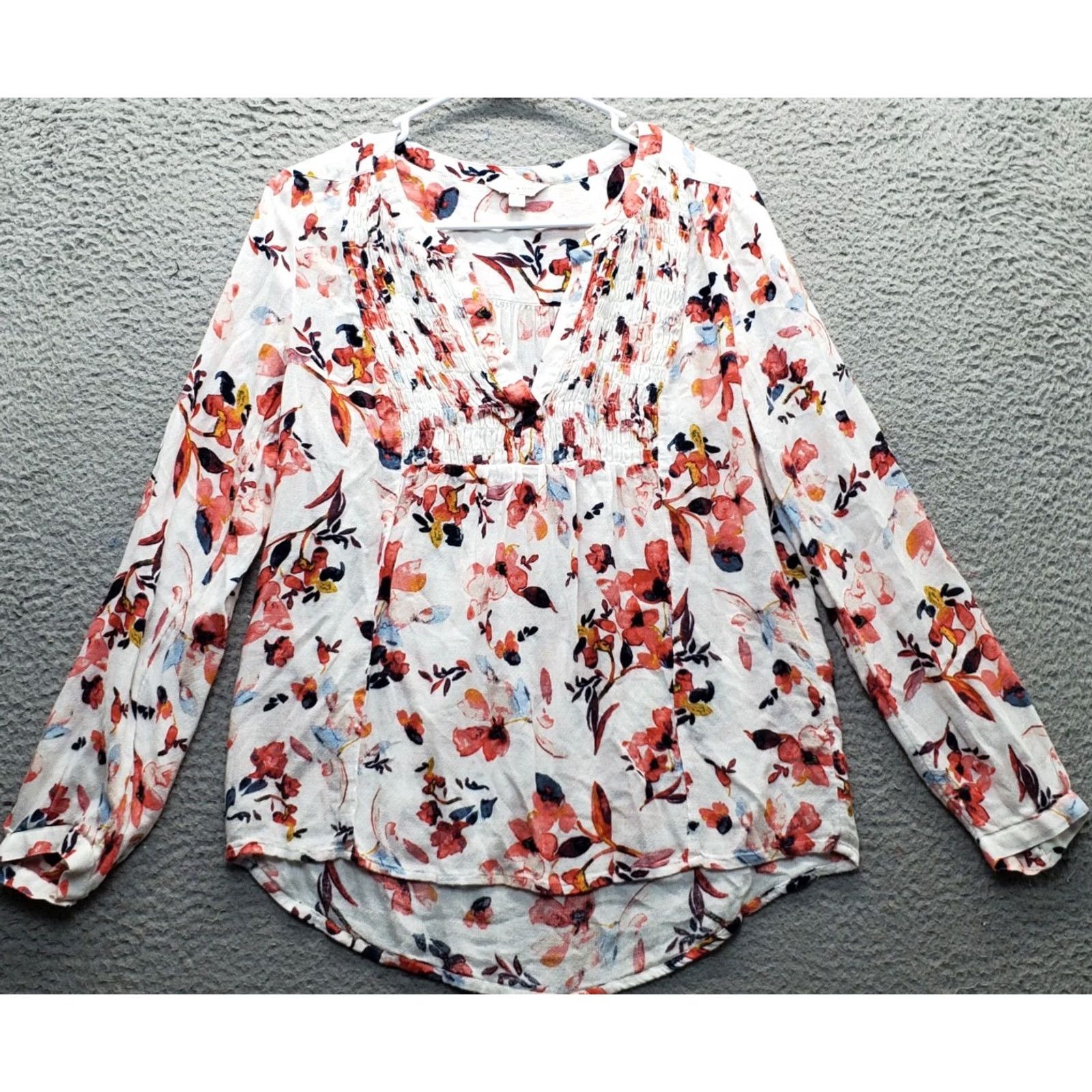 Lucky Brand Lucky Brand Blouse Women's S Floral Pleated Long Sleeve V-Neck Split Neck Shirt Size S / US 4 / IT 40 - 2 Thumbnail
