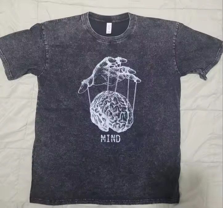 Japanese Brand Washed Out T Shirt Mind Control Size US L / EU 52-54 / 3 - 1 Thumbnail