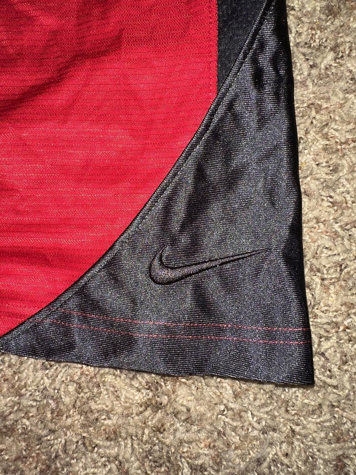 Nike Nike Boy’s Avalanche 2.0 Black/Red Basketball Shorts Size US 26 / EU 42 - 2 Thumbnail