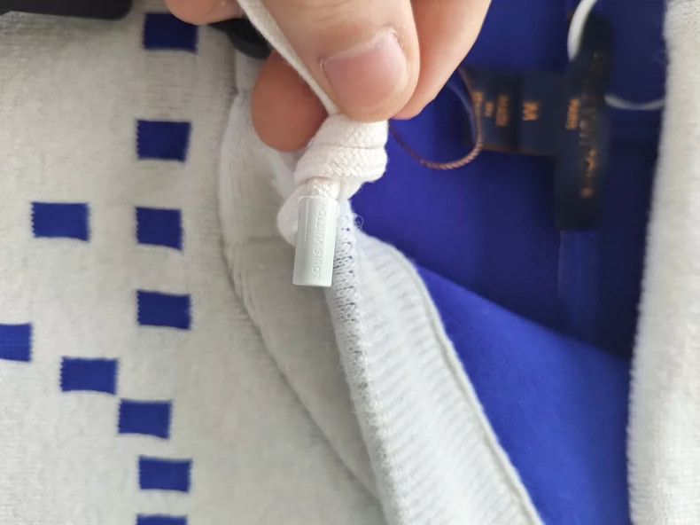 Louis Vuitton Louis Vuitton Blue and white monogram printed hoodie Size US M / EU 48-50 / 2 - 5 Thumbnail