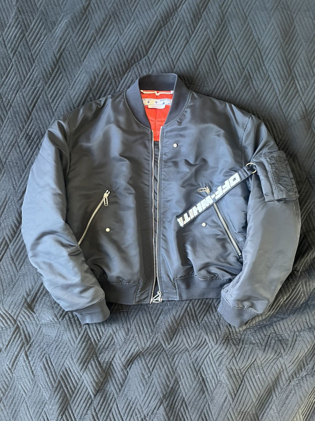 Off-White Off white bomber jacket Size US M / EU 48-50 / 2 - 1 Thumbnail