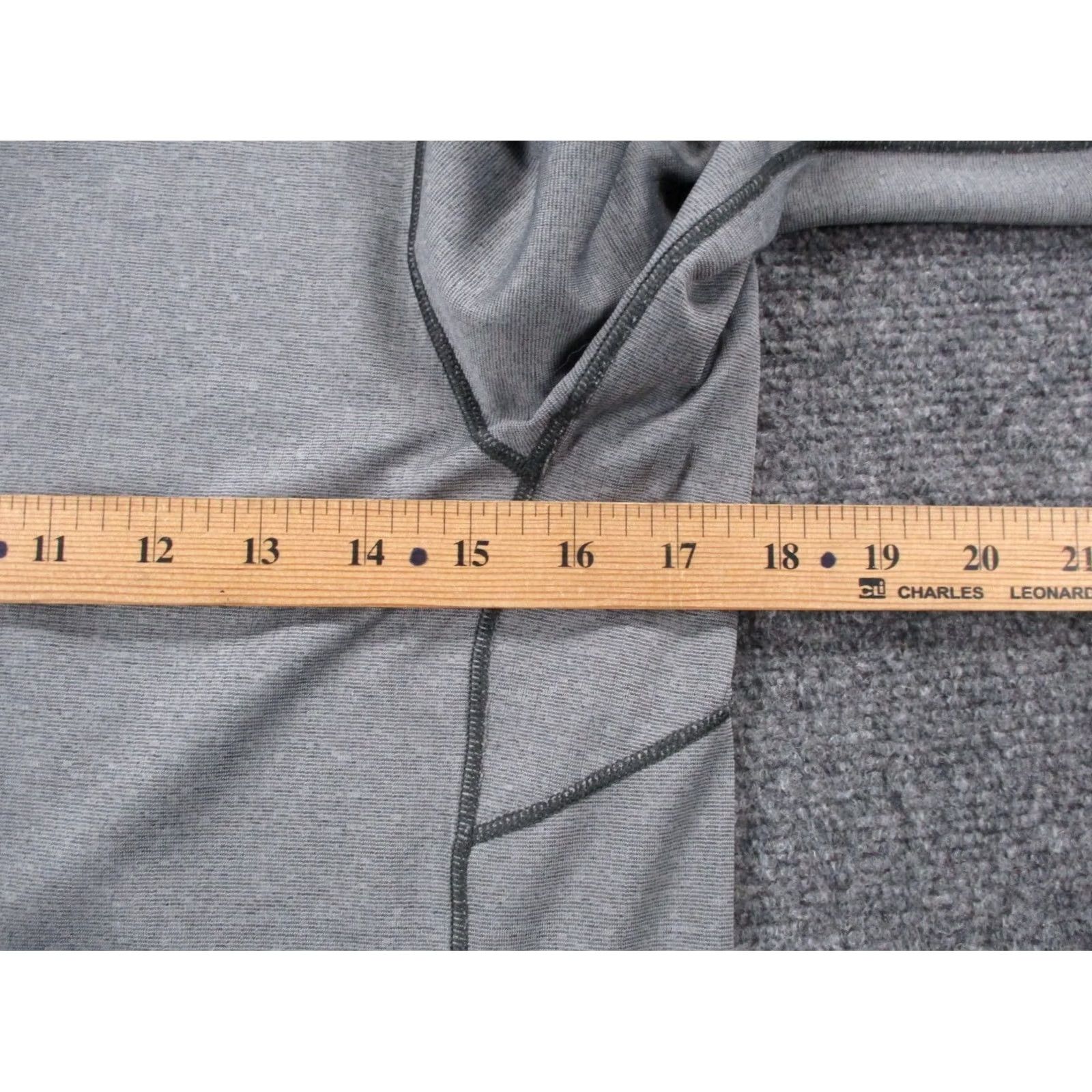 Patagonia Patagonia Jacket Mens S Gray Midweight Capilene Base Layer Hiking Camping 44445 Size US S / EU 44-46 / 1 - 5 Thumbnail