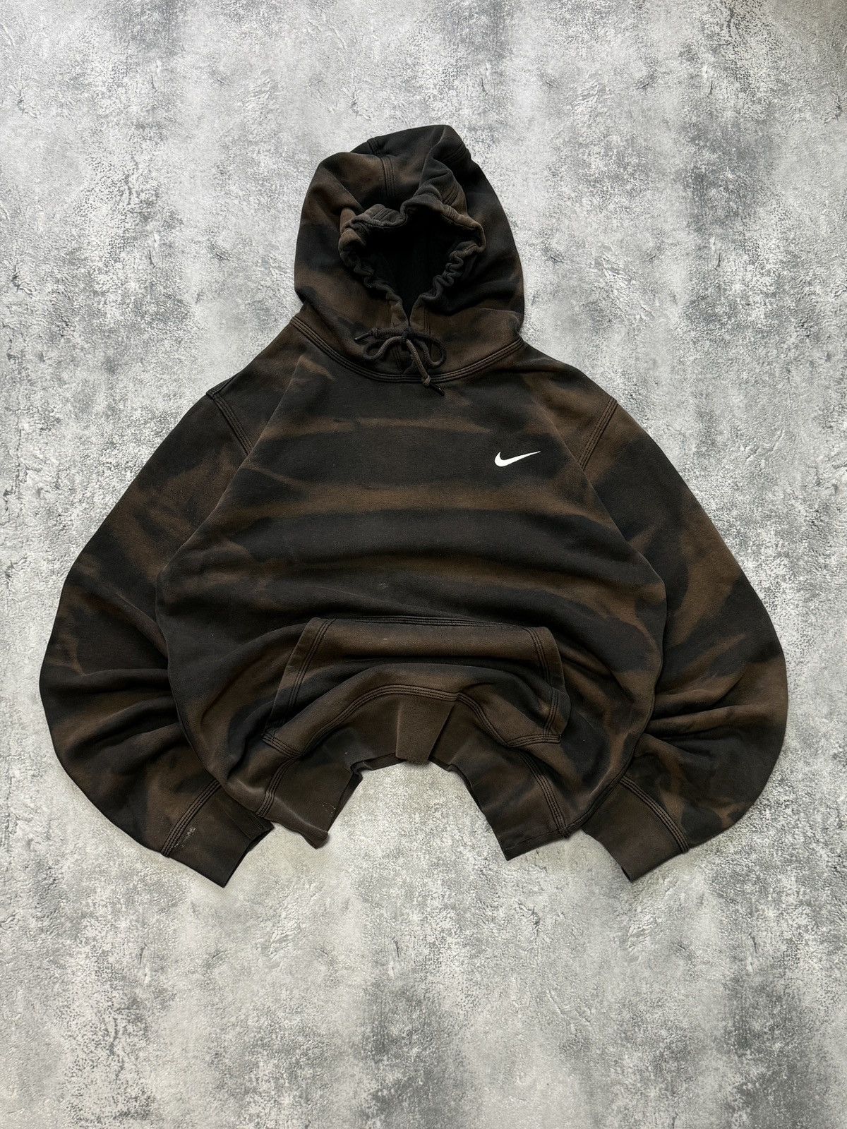 Nike × Vintage Vintage Nike Baggy Bleached Faded Hoodie Streetwear Custom Size US M / EU 48-50 / 2 - 1 Thumbnail
