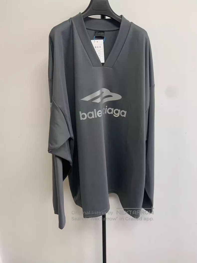 Balenciaga Balenciaga Pattern Printed V-neck Ski Jacket Gray Size US M / EU 48-50 / 2 - 1 Thumbnail