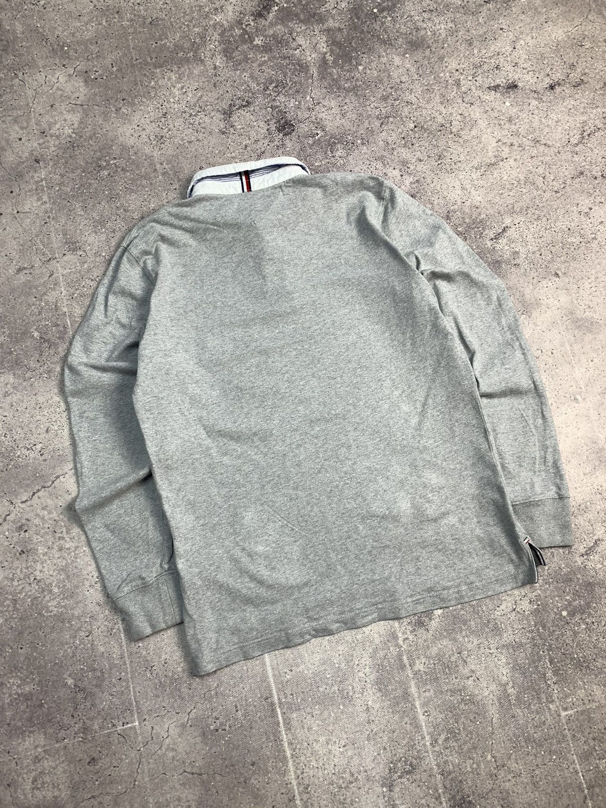 Japanese Brand Vintage Tommy Hilfiger regby long sleeve faded sk8 Y2K Size US L / EU 52-54 / 3 - 13 Thumbnail