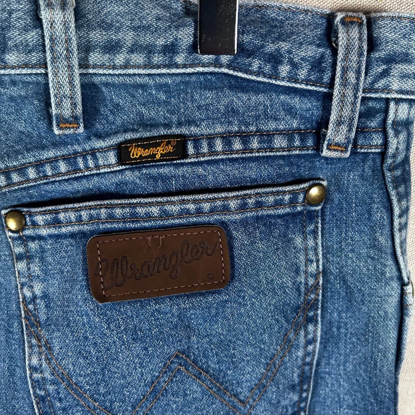 Wrangler Wrangler 47MWZ Premium Performance Cowboy Cut Regular Fit Jeans Blue 38x32 Mens Size US 38 / EU 54 - 6 Thumbnail