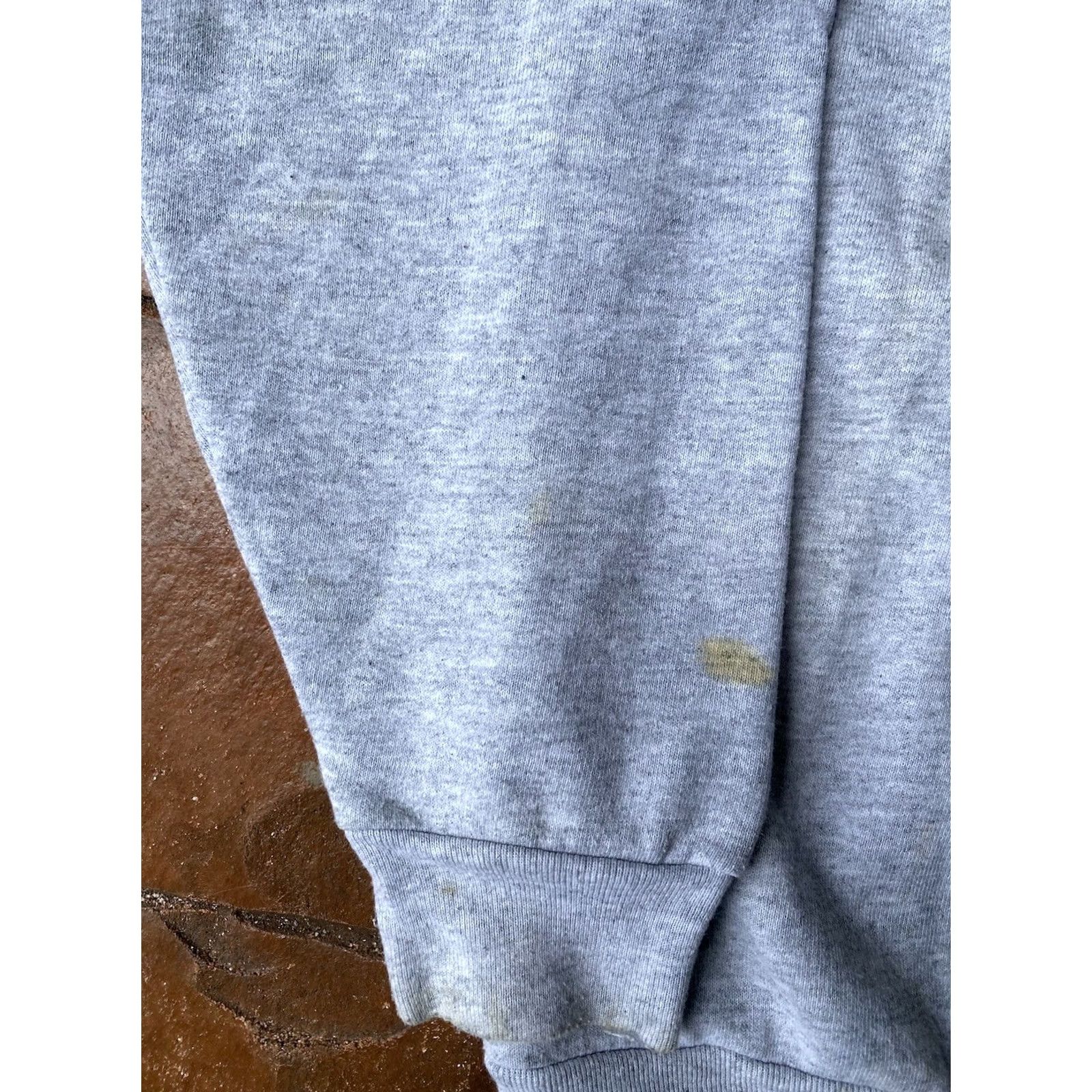 Spell VINTAGE London England Crewneck Sweatshirt Large Gray USA Embroidered Size US L / EU 52-54 / 3 - 4 Thumbnail