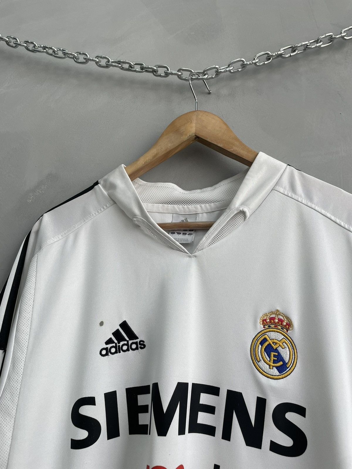 Adidas Fc real Madrid adidas 2000s blokecore football jersey Size US L / EU 52-54 / 3 - 5 Thumbnail
