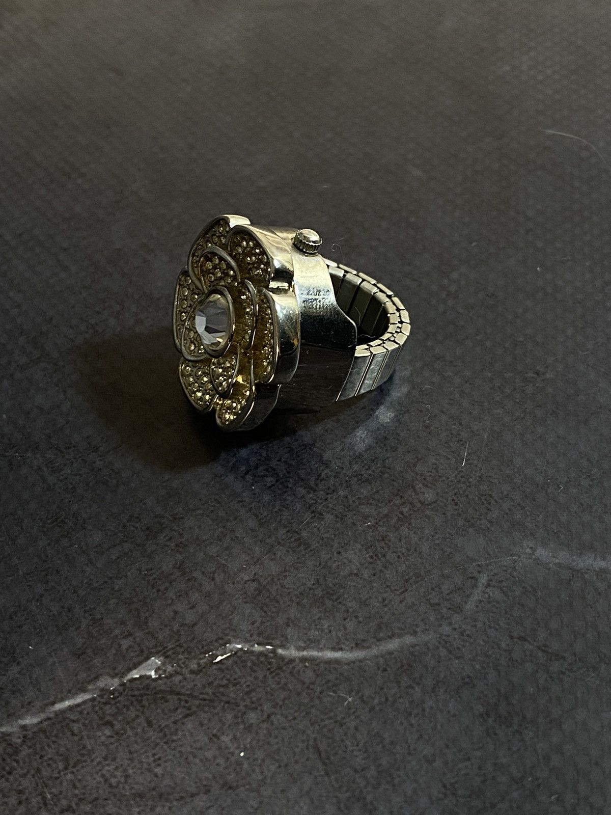 Japanese Brand × Jewelry Floral Silver Ring Watch by Japanese Brand Size ONE SIZE - 6 Thumbnail