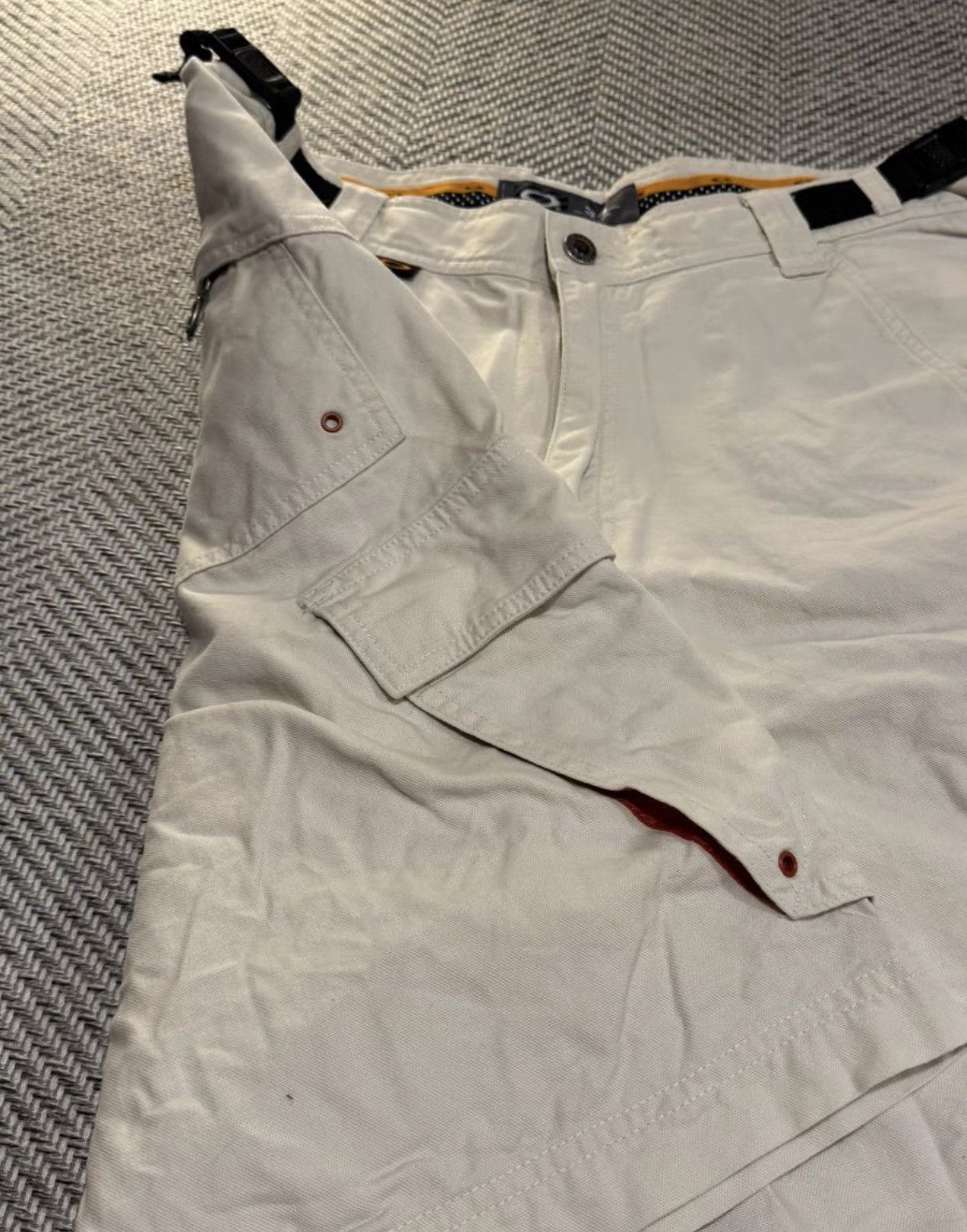 Oakley Oakley 00s Software Sawtooth Logo Cargo Shorts K24 Size US 34 / EU 50 - 7 Thumbnail