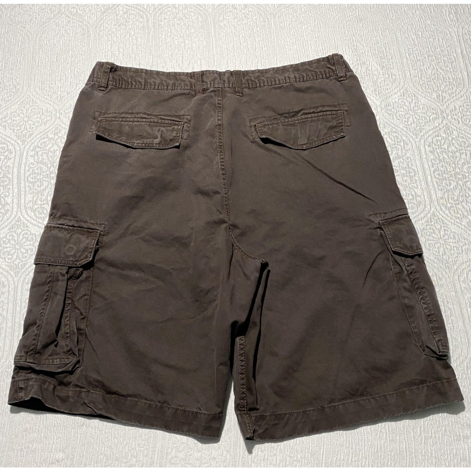 Vintage G&M Cargo Shorts Mens 40 Brown Relaxed Fit Canvas Pockets Cargo Pocket Front Flat Front Zip Fly Elastic Waist Size US 40 / EU 56 - 2 Thumbnail