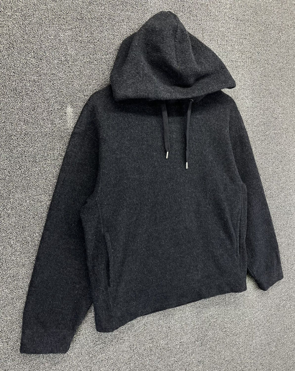 Lemaire × Uniqlo Lemaire x Uniqlo Rare Hoodie Black Sweatshirt Size S / US 4 / IT 40 - 2 Thumbnail